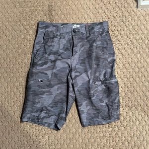 Urban Pipeline Superflex Cargo Camo Shorts. Light/Dark Grey Camo.